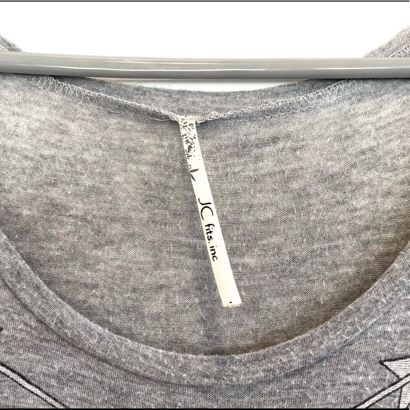 JC Fits Inc. Buffalo Skull Gray Tank Top Size Small - Picture 6 of 13